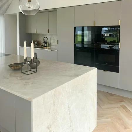 Unique Directly On The *