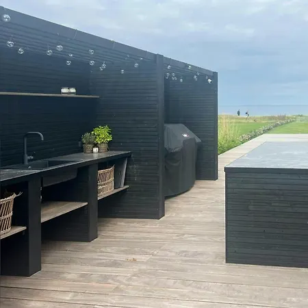 度假居 Unique Directly On The *