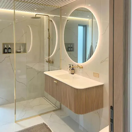 Unique Directly On The 度假居